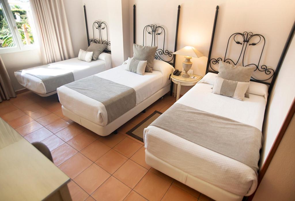 Alboran Algeciras Hotel Bagian luar foto