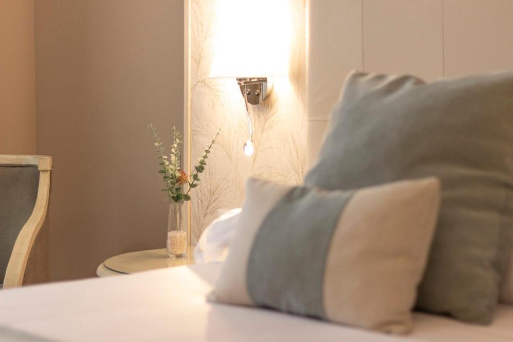 Alboran Algeciras Hotel Bagian luar foto
